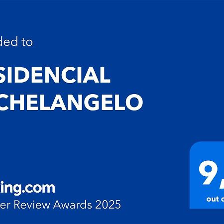 Апартаменты Residencial Michelangelo Салоу Экстерьер фото