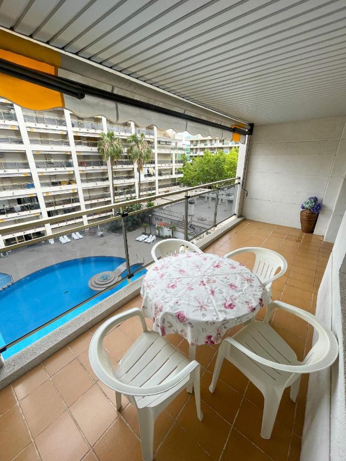 Апартаменты Residencial Michelangelo Салоу Экстерьер фото