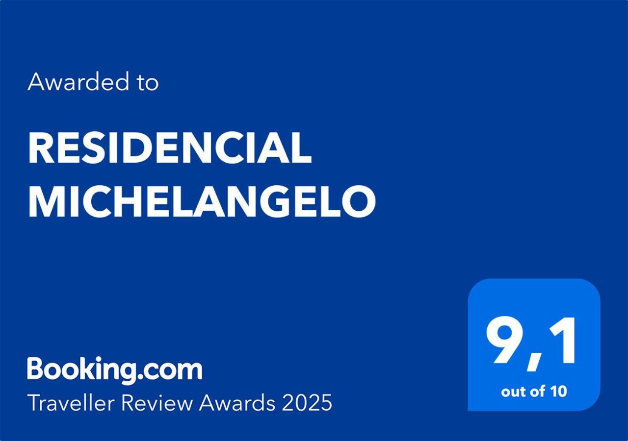 Апартаменты Residencial Michelangelo Салоу Экстерьер фото